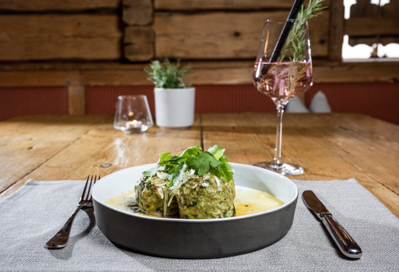 Unsere vielseitige Speisekarte auf der My Sportalm wird Sie &uuml;berraschen &copy; Lorenz Masser Fotografie