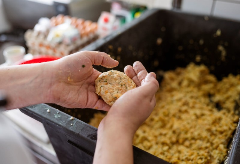 Unsere Kn&ouml;del sind nat&uuml;rlich ebenfalls selbstgemacht &copy; Lorenz Masser Fotografie