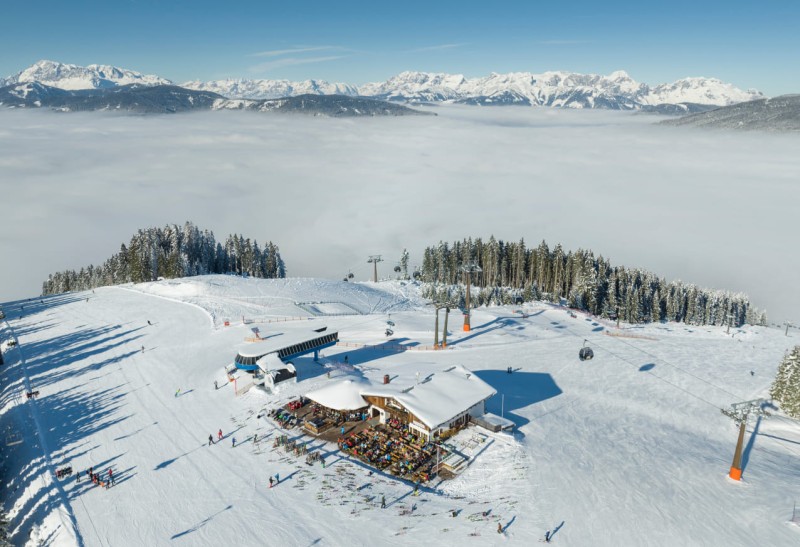 Einkehren auf der Skih&uuml;tte My Sportalm im Skigebiet Radstadt-Altenmarkt in Ski amad&eacute; &copy; Lorenz Masser Fotografie