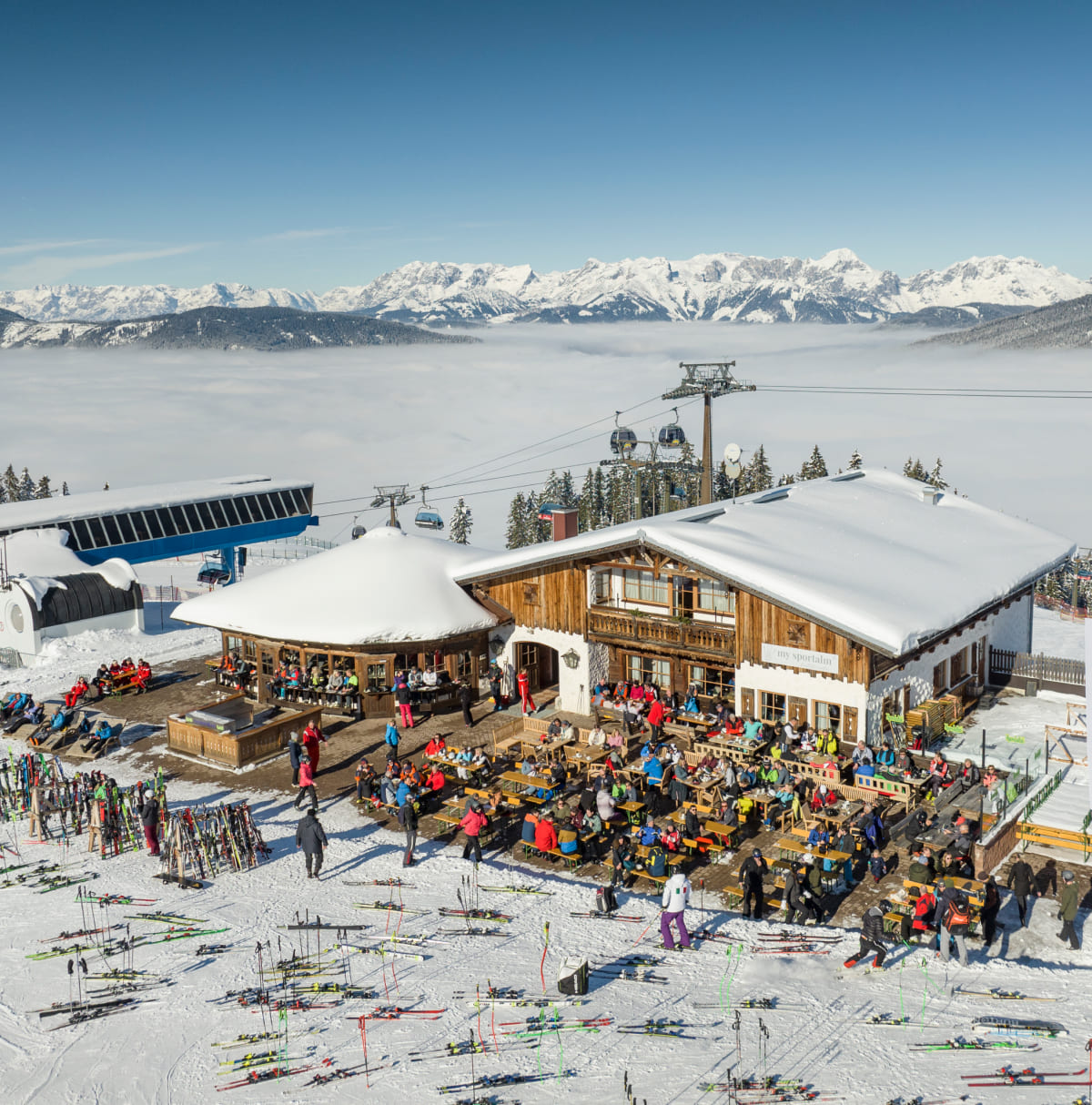 Skihütte My Sportalm auf der Kemahdhöhe, Bergstation Gondelbahn Königslehen im Skigebiet Radstadt-Altenmarkt, Ski amadé © Lorenz Masser Fotografie