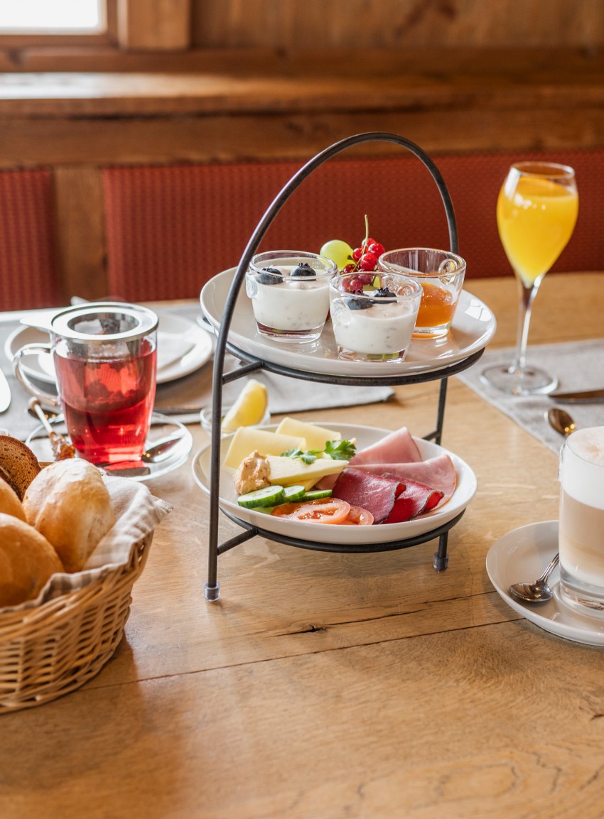 Fr&uuml;hst&uuml;cken auf der Alm in Radstadt-Altenmarkt, Ski amad&eacute; &copy; Lorenz Masser Fotografie