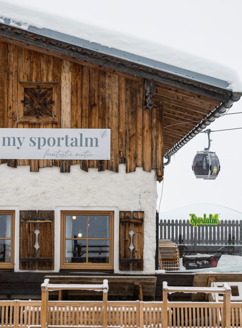 Die My Sportalm an der Gondelbahn © Lorenz Masser Fotografie